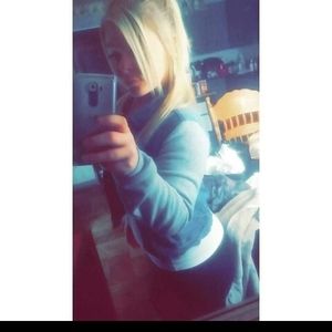 Meet your Posher, Carly